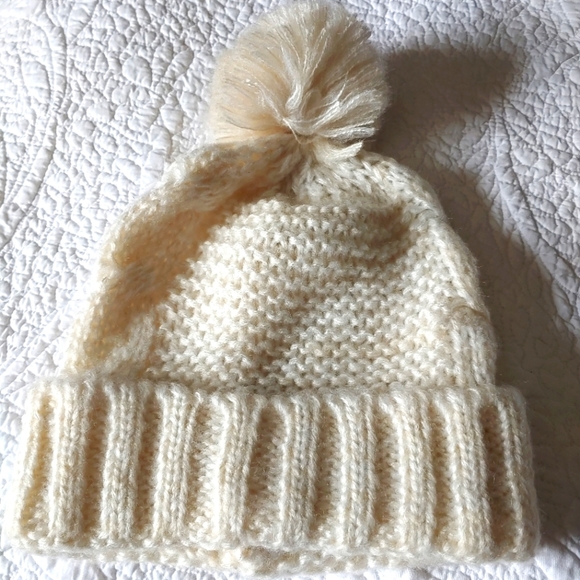 Accessories - Crocheted Look Cream Hat